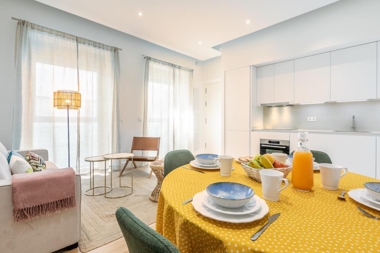 Magno Apartments Casa Del Correo Mayor II إشبيلية المظهر الخارجي الصورة
