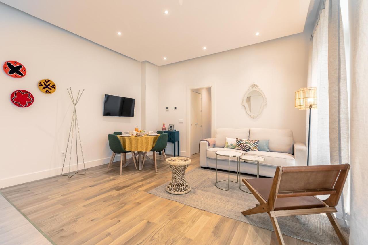 Magno Apartments Casa Del Correo Mayor II إشبيلية المظهر الخارجي الصورة