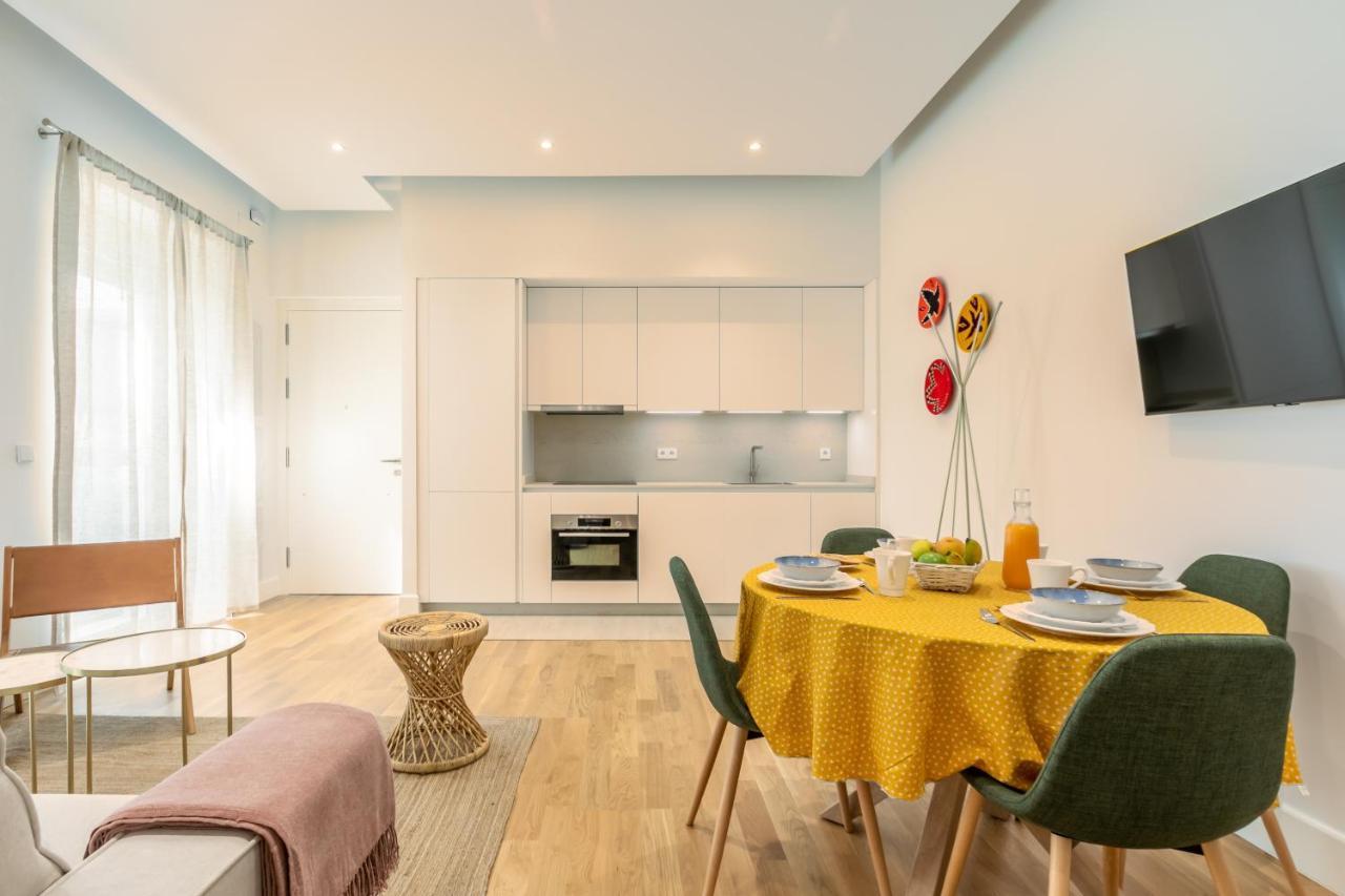 Magno Apartments Casa Del Correo Mayor II إشبيلية المظهر الخارجي الصورة