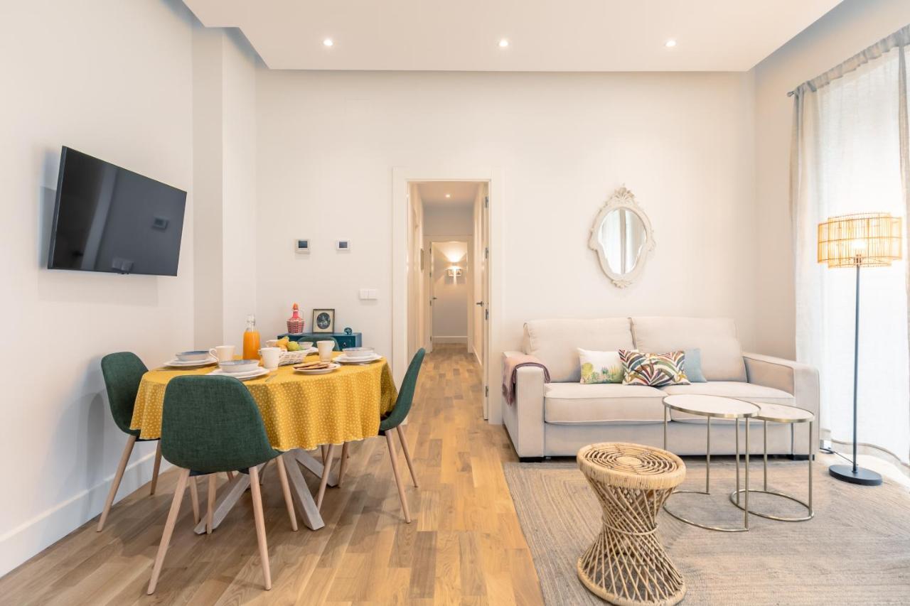 Magno Apartments Casa Del Correo Mayor II إشبيلية المظهر الخارجي الصورة